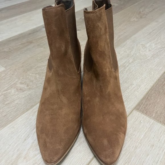 Steve Madden Addy Cognac Suede Bootie - Size 11 - Picture 7 of 9